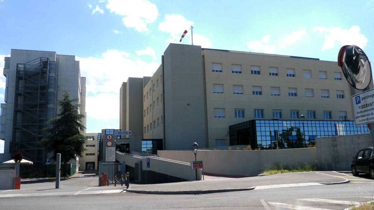Coronavirus, anche il pronto soccorso di Imola avrà una tensostruttura esterna per il pre-triage