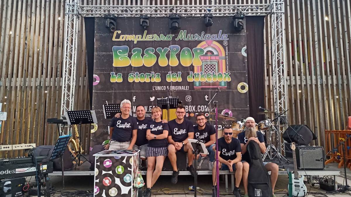 EasyPop con il Mei di Faenza per l'Ucraina