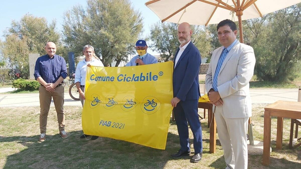 Ravenna resta bandiera gialla della bici ma in lieve ribasso, Cesena fa il pieno con 5 bike smile