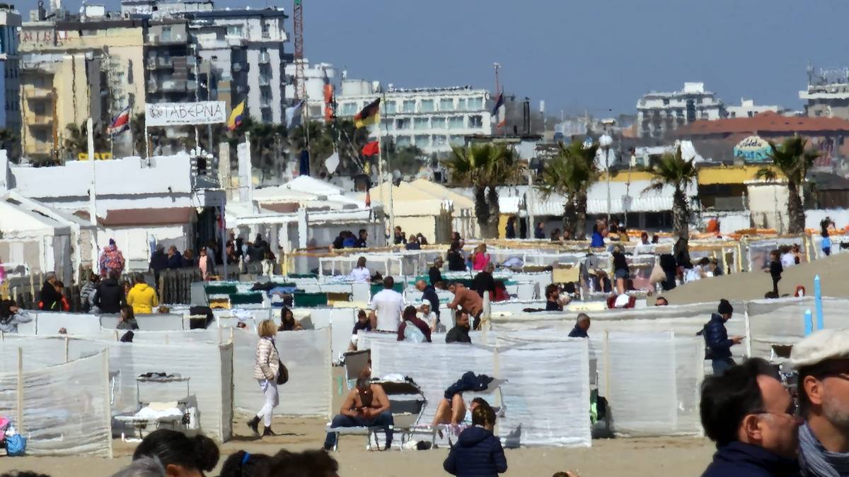 Riccione fa festa e apre il derby del turismo: Noi gli unici a crescere rispetto al 2019