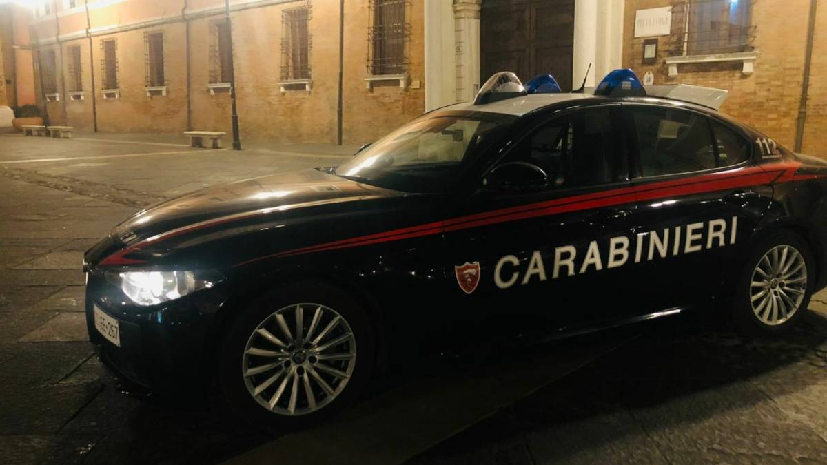 Ravenna, coppia ai domiciliari continuava ad andare a rubare: entrambi in carcere