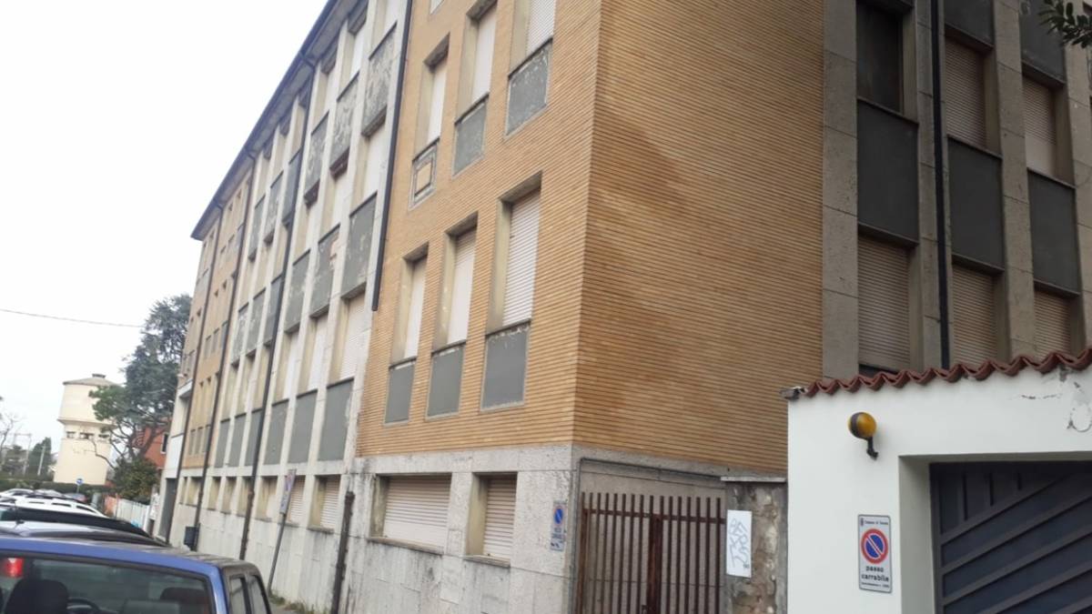 Faenza, progetti per recuperare l'ex palazzo Inam di via Masoni