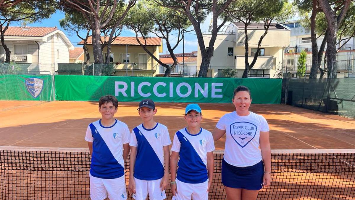 Tennis, nell'Under 12 ok Riccione, Casalboni e Faenza