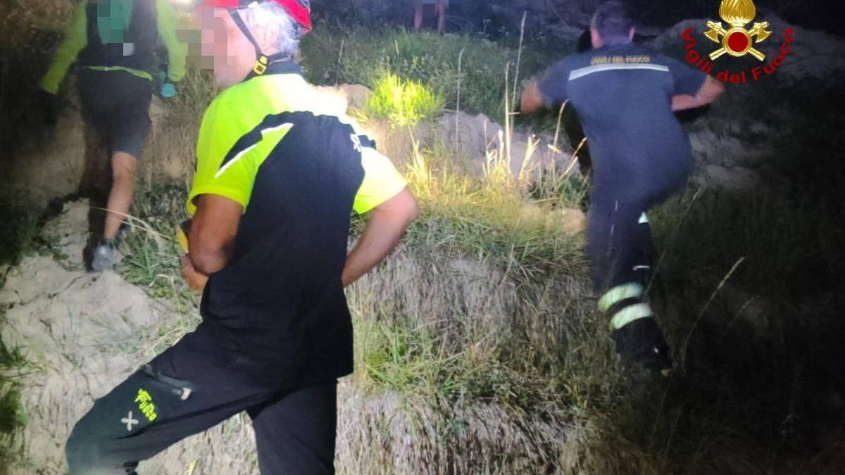 Tre ciclisti si perdono tra i boschi di Civitella di Romagna: salvati dai soccorritori