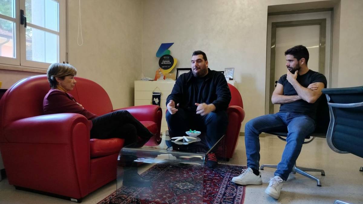 Basket, offeso per la sua stazza, la sindaca di Riccione: Solidarietà a Thomas