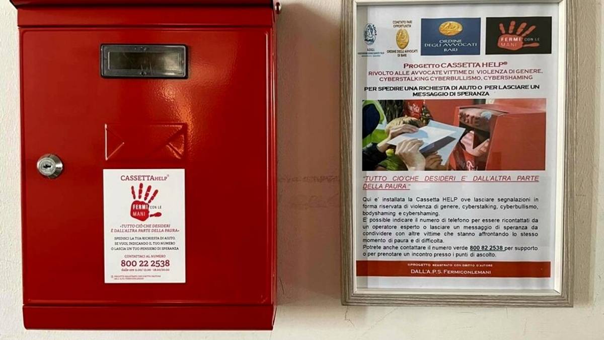Cesenatico: una cassetta dove lasciare messaggi di aiuto