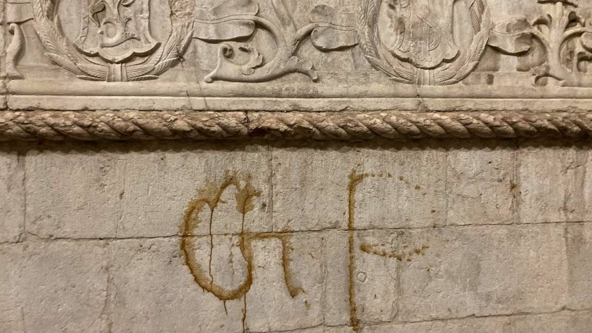 Duomo di Rimini imbrattato: Serve una punizione esemplare