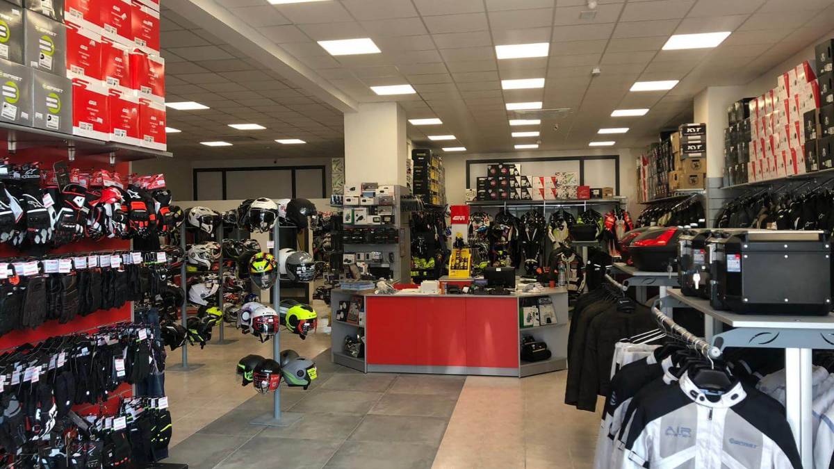 Protezione e comfort con la tuta Alpinestars Racing Absolute