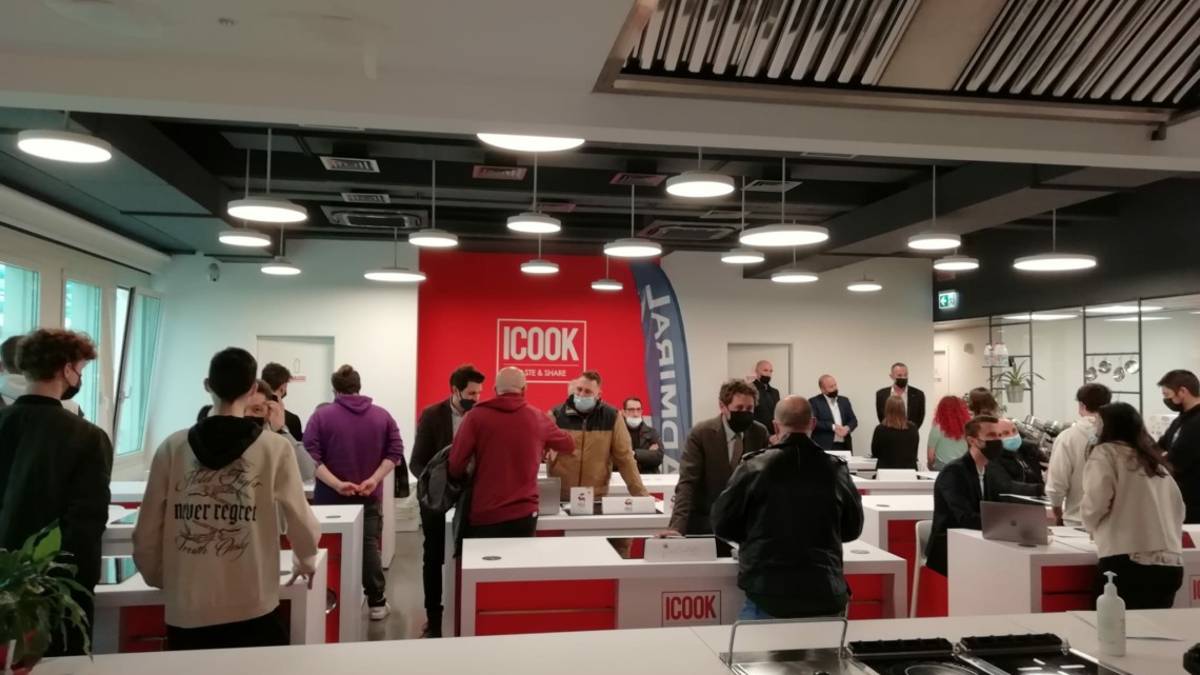 Borsa del lavoro: dodici pubblici esercizi incontrano 40 candidati all'assunzione