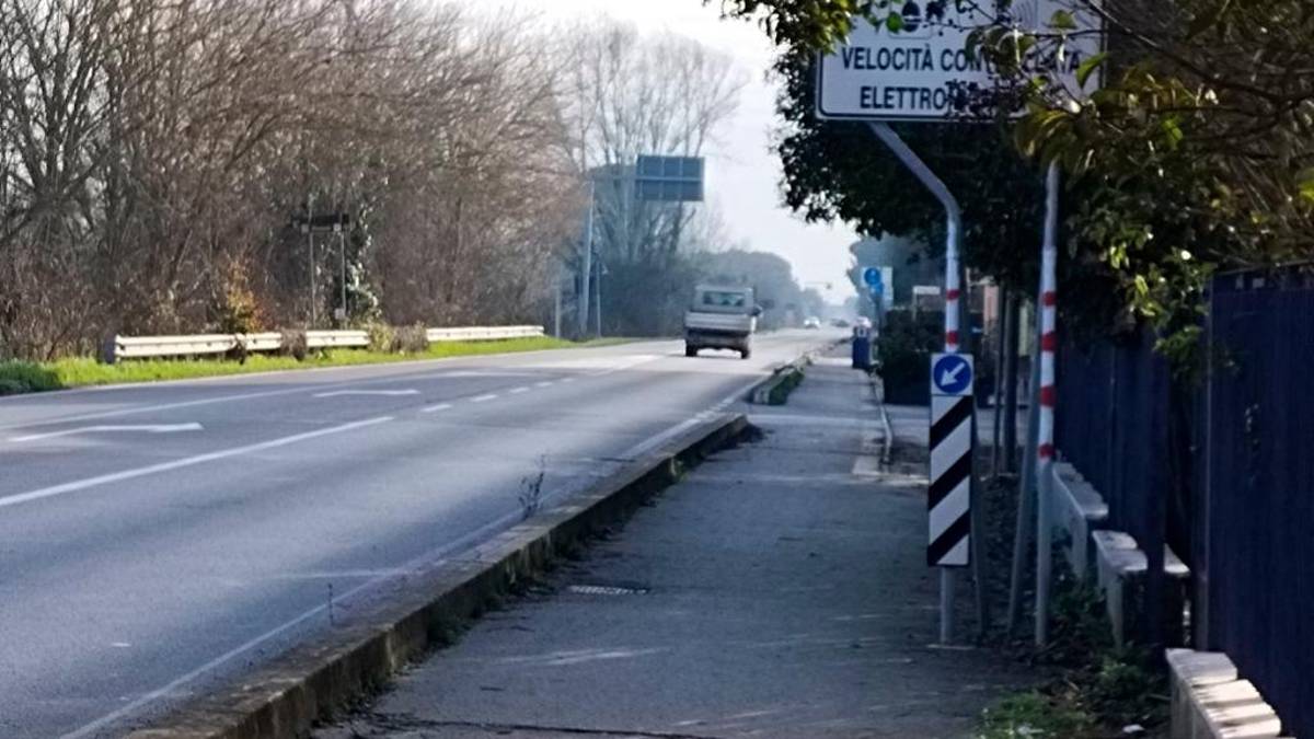 Ravenna, «dal velox di Mezzano multe per 1,4 milioni in tre mesi. Molte infrazioni lievi, chi ha preso sanzioni in serie paghi solo la prima»
