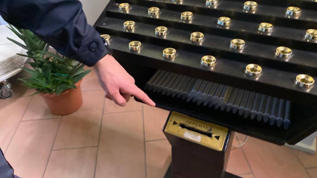 Ravenna, i ladri in chiesa rubano i soldi delle offerte e un calice d'oro - gallery