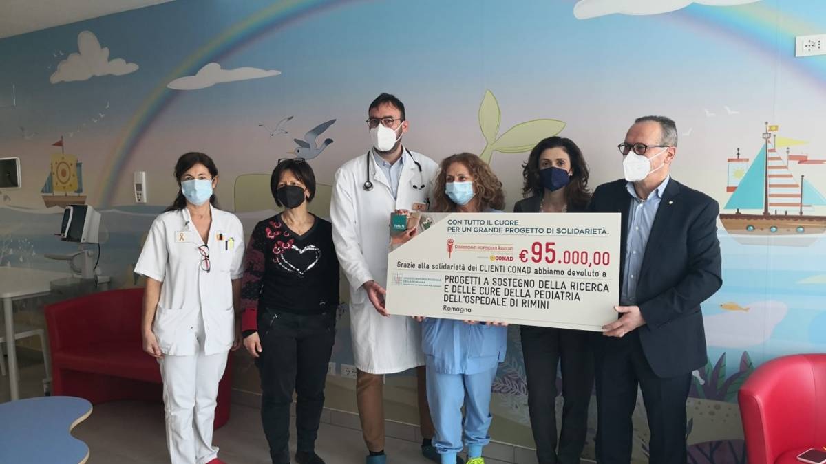 Da Conad 95mila euro alla Pediatria di Rimini