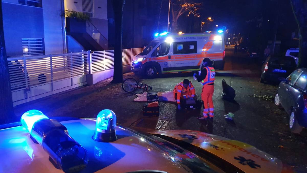 Rimini. Malore in sella alla bici, muore ex poliziotto