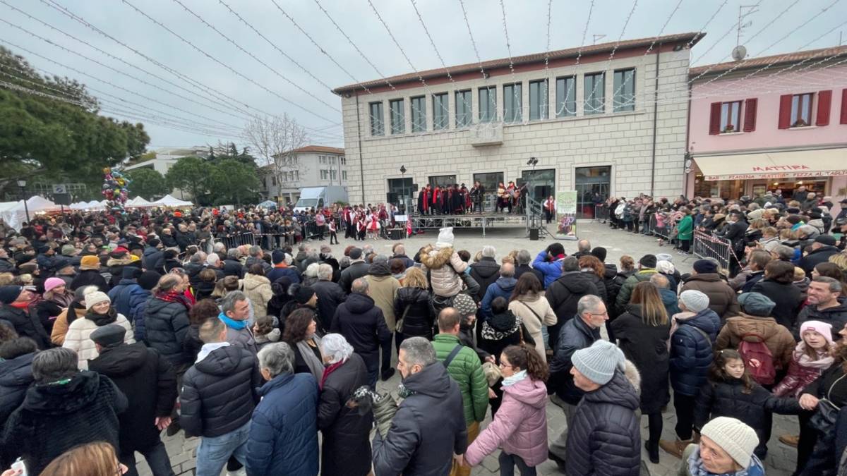 Cesenatico, abitanti in leggero calo e 7 ultracentenari