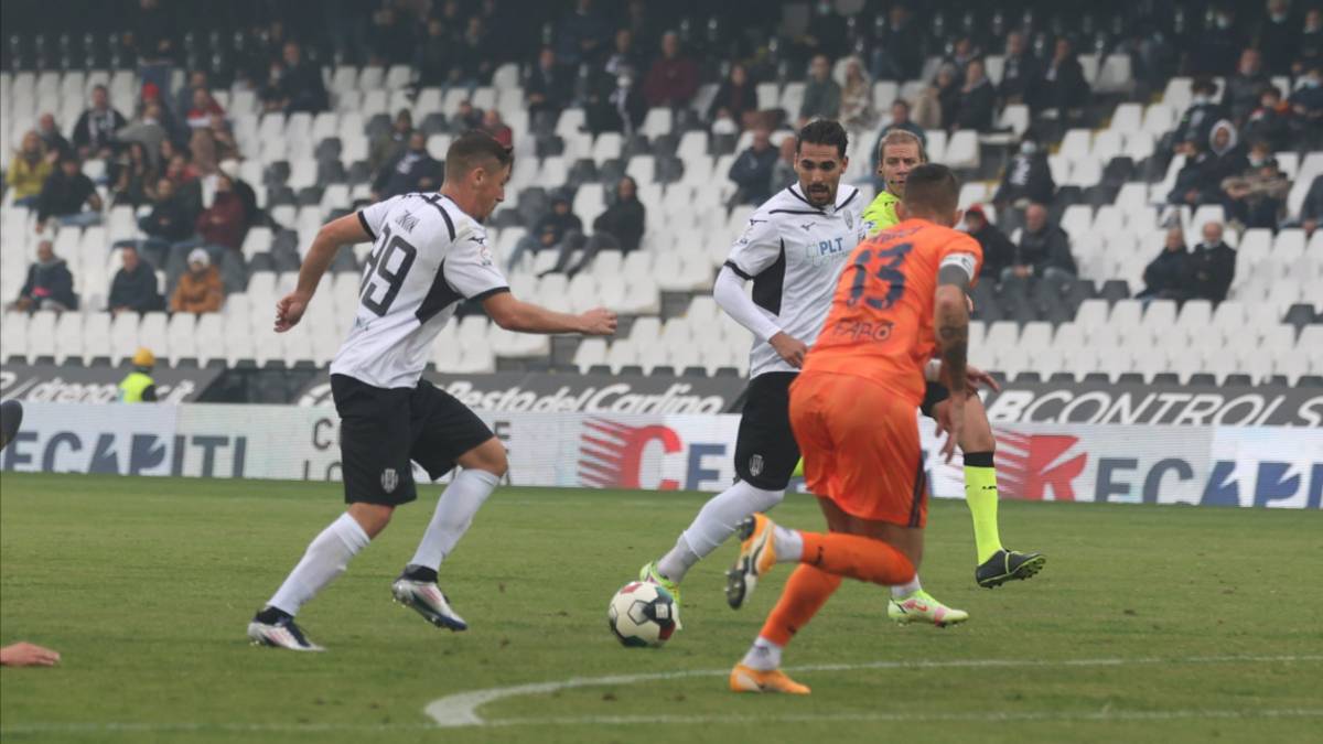 Calcio C, come acquistare i biglietti per Reggiana-Cesena