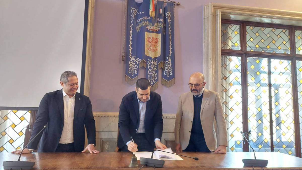 Ravenna, scuola e mondo del lavoro: firmato un protocollo d'intesa