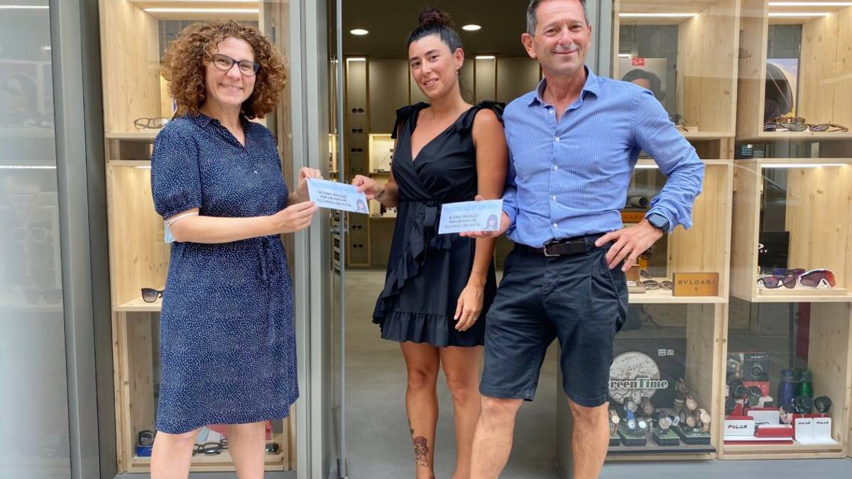 Cesena, nasce l'occhiale sospeso: 100 buoni gratuiti per under 18