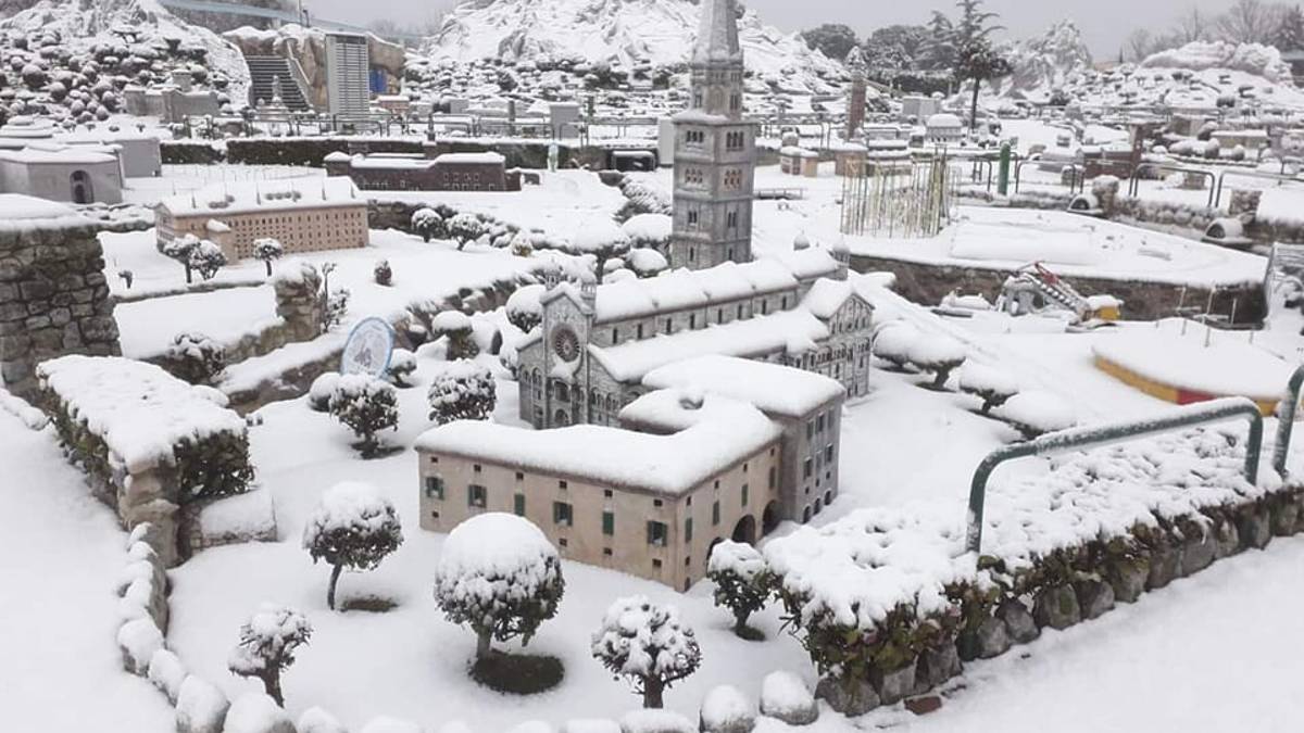 Modena è ricoperta di neve: ma la foto è dell'Italia in Miniatura a Rimini - Gallery