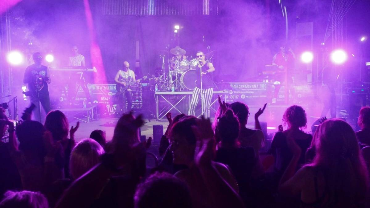 Notte Rosa, da Cervia a Marina di Ravenna un venerdì di festa in musica -Gallery