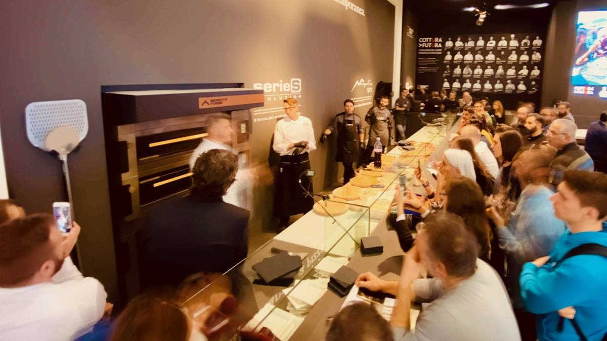 Rimini, i panettieri di tutto al mondo si sfidano in fiera a Bread in the City
