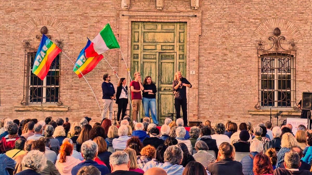 San Mauro Pascoli, oltre 500 persone alla “Piccola festa del teatro” a Villa Torlonia - Gallery