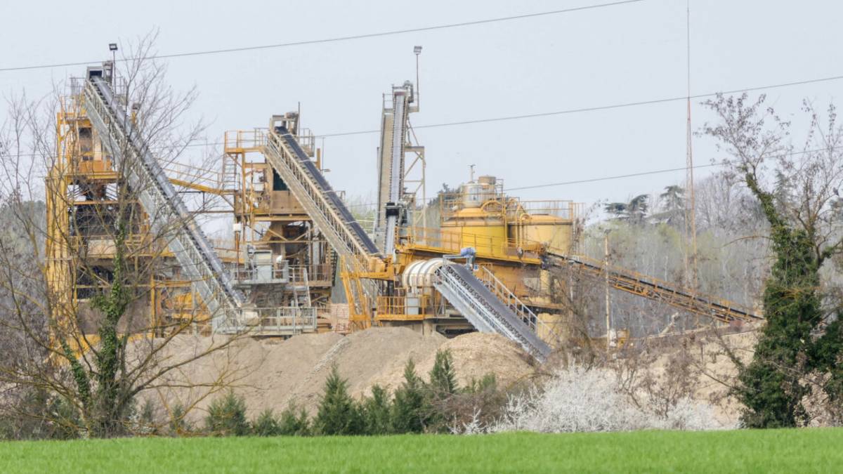 Imola, la Cti bonificherà la cava di ghiaia a Zello