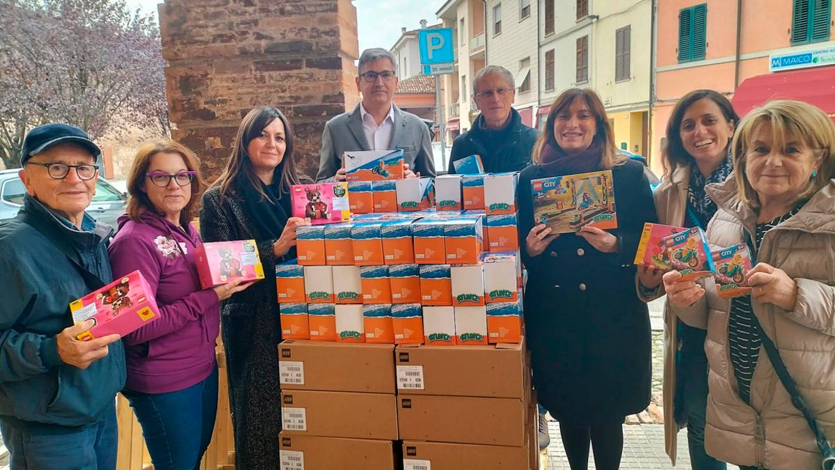 Forlimpopoli, da Lego mille set di mattoncini per le Pediatrie di Forlì e Cesena