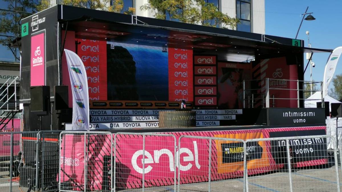 Ciclismo, Rimini in festa per l'arrivo del Giro - Gallery