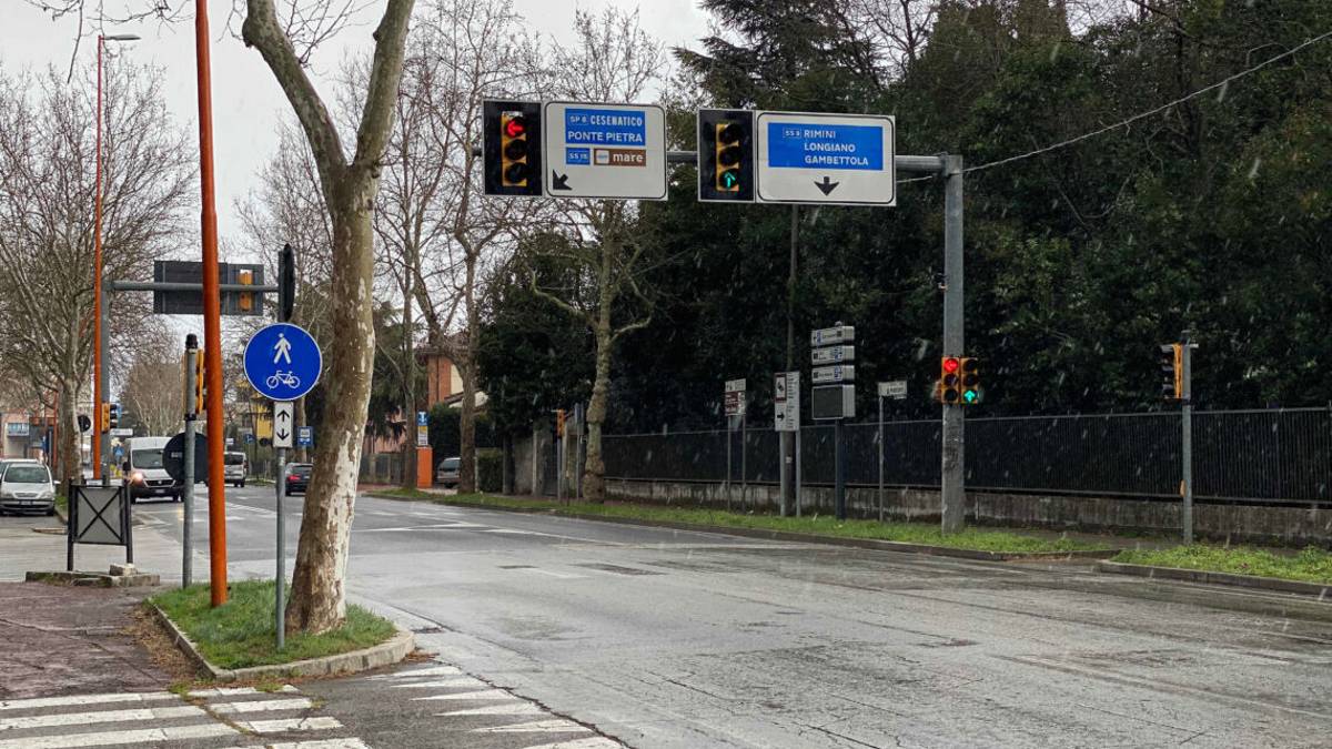 Cesena, da lunedì multe ai semafori con tre nuovi T Red