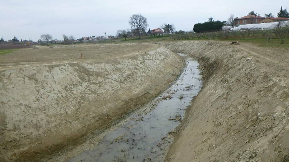 Conclusi i lavori agli argini del Pisciatello a Calisese