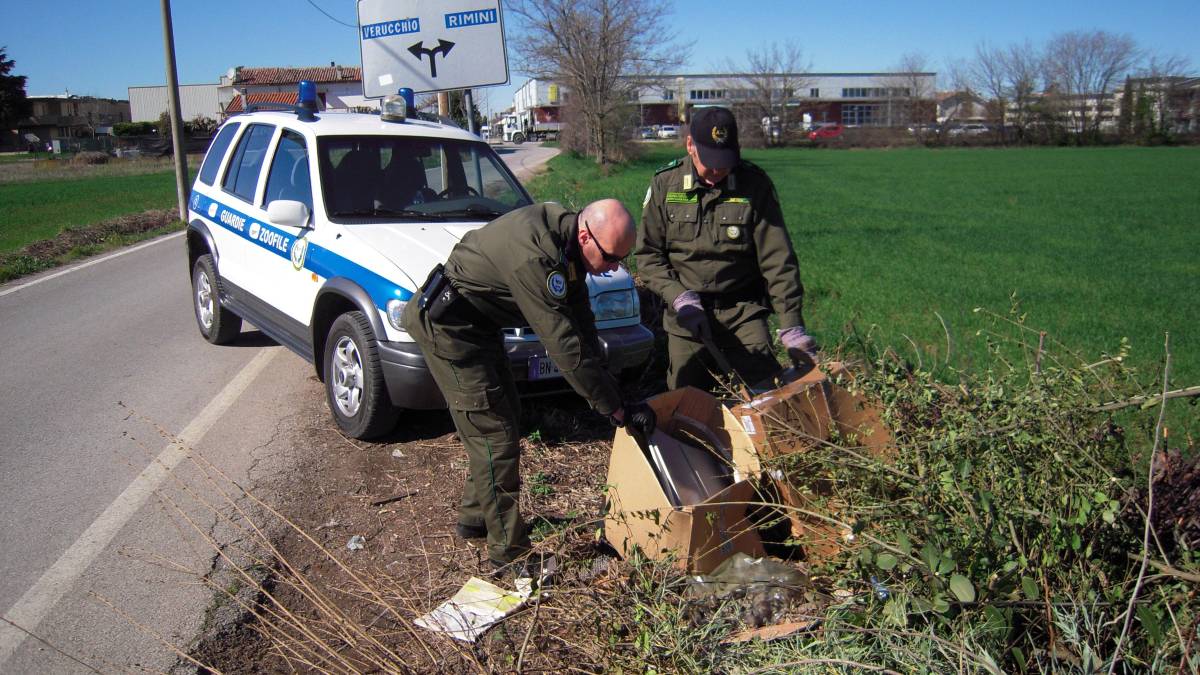 Bellaria Igea Marina, caccia ai furbetti dei rifiuti