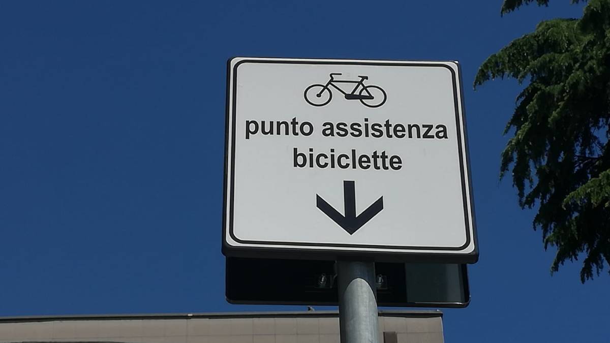 Ravenna, ecco le colonnine per gonfiare le biciclette