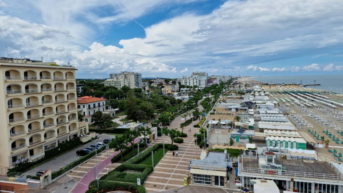 Riccione, quasi 400mila pernottamenti da gennaio ad aprile