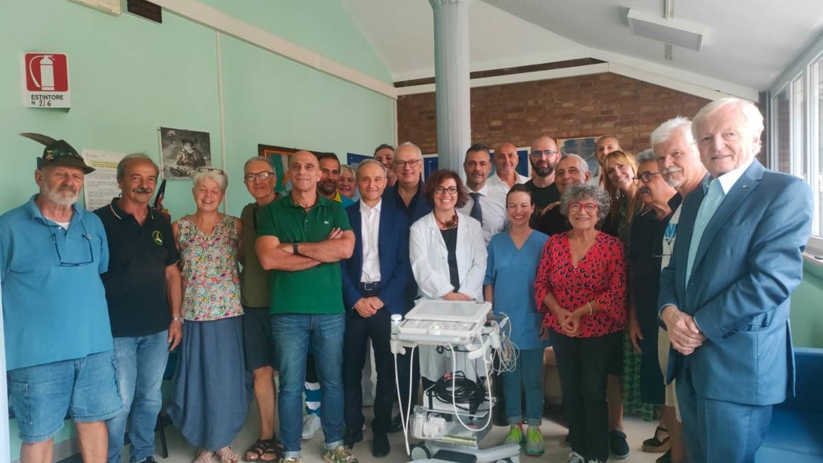 Mercato Saraceno, consegnato ecocolordoppler donato alla casa della salute