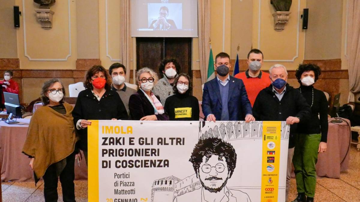 Imola, una mostra a cielo aperto per Zaki e gli altri perseguitati