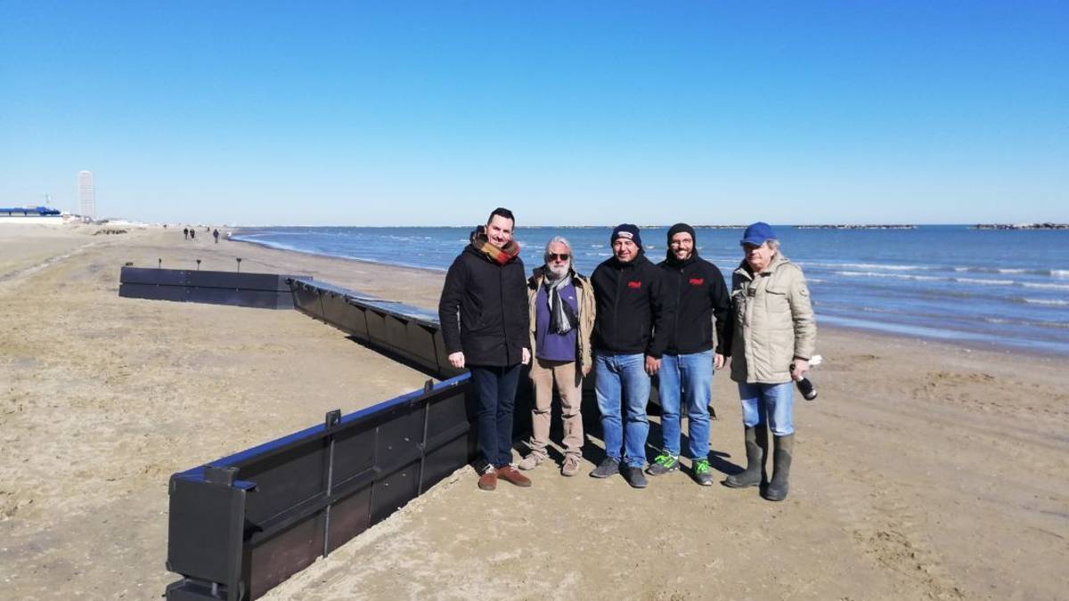 Cesenatico, in spiaggia sperimentazione contro l'erosione