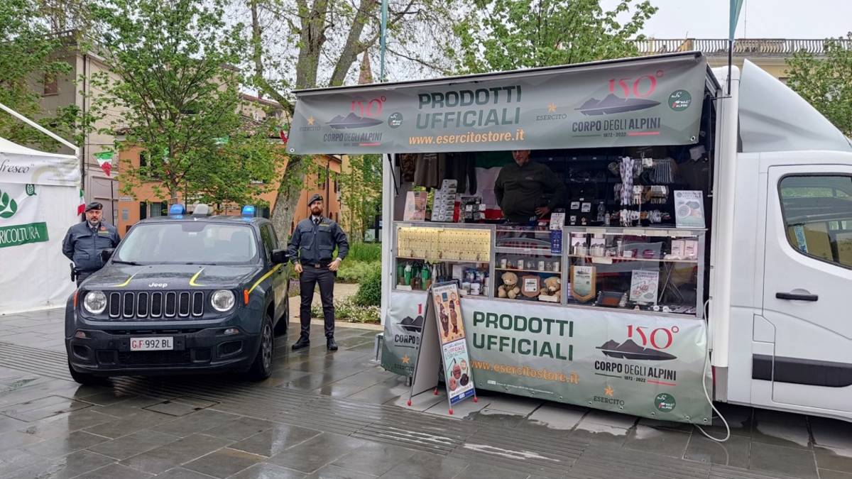 Guardia di Finanza di Rimini a tutela degli Alpini