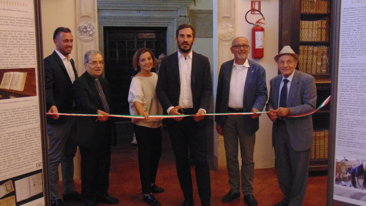 Cesena, Vescovo e Rabbino inaugurano la mostra Torah Project in Malatestiana
