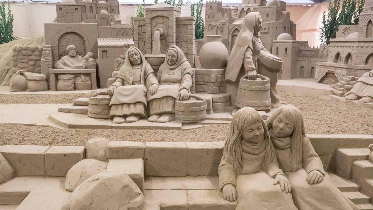 Rimini. Inaugurati il presepe di sabbia e l’Ice village FOTOGALLERY