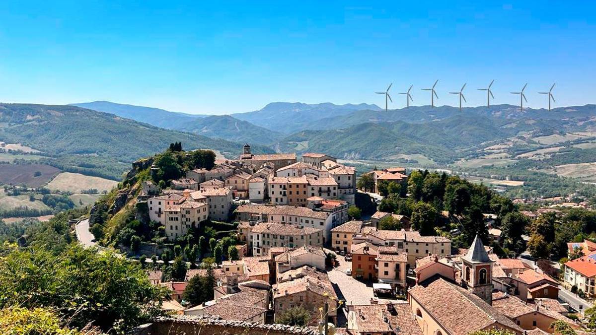 Una simulazione di come apparirebbero le nuove pale eoliche in Alta Valmarecchia. In primo piano Pennabilli