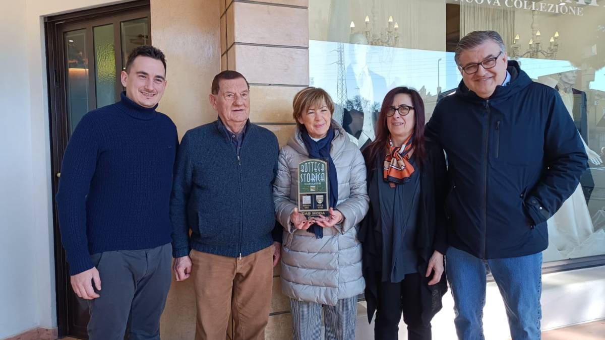 Riccione, Cab Moda è bottega storica: Modello di impresa familiare di successo