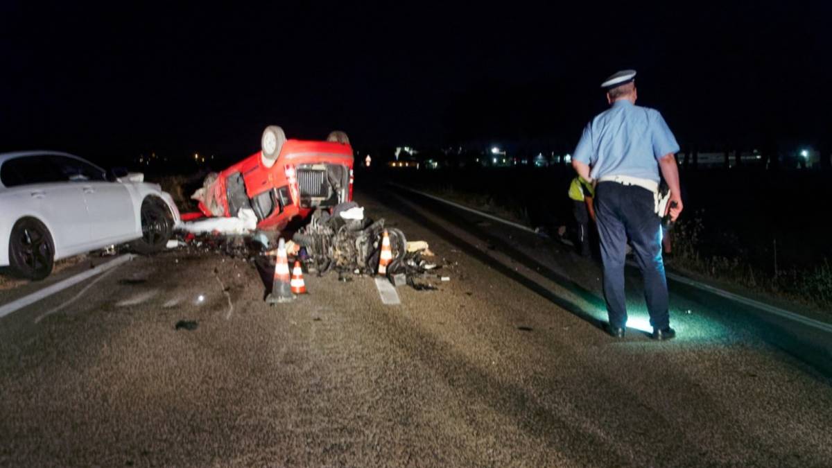 Pinarella, spaventoso incidente nella notte: morte una ravennate, una donna di Gambettola e un 39enne di Forlì - VIDEO GALLERY