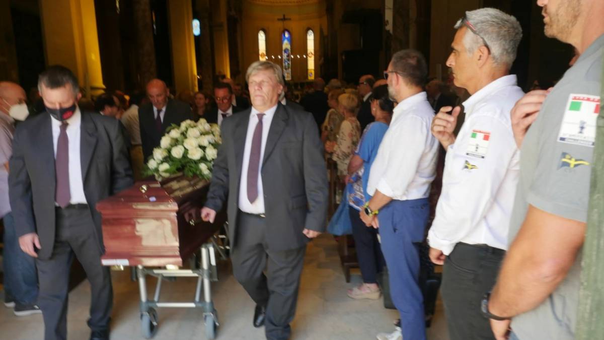 Bagnacavallo, i funerali di Longanesi Cattani