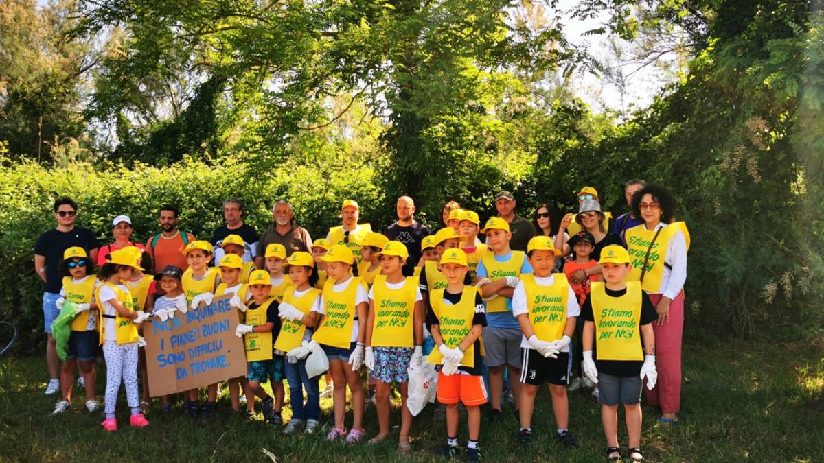 Lido Adriano, la scuola primaria e il valore della raccolta differenziata