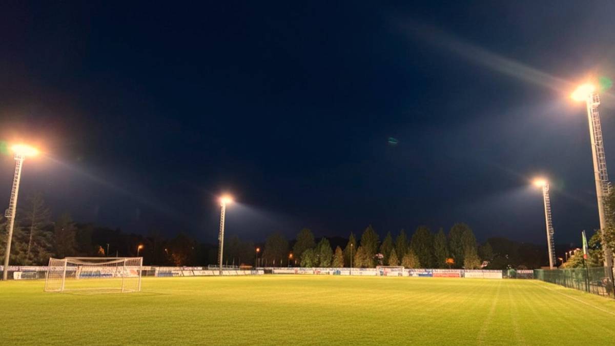 Coriano, lo sport è sempre più sostenibile: terminati i lavori alle torri faro dello stadio
