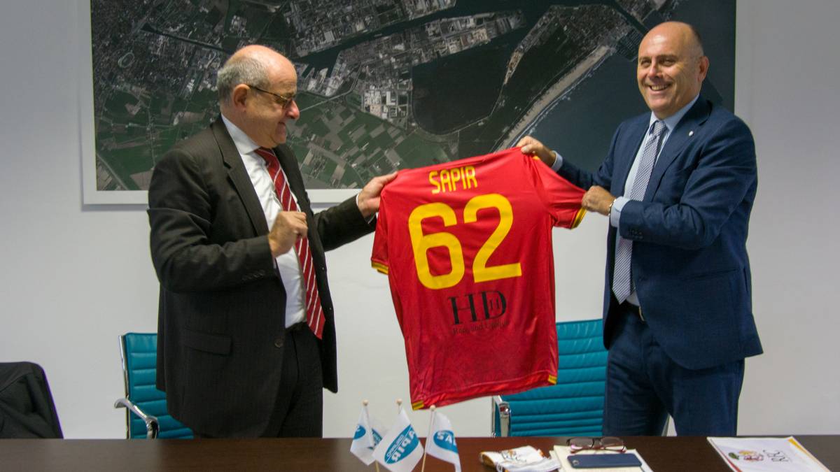 Calcio serie C, il Ravenna in visita dallo sponsor - GALLERY