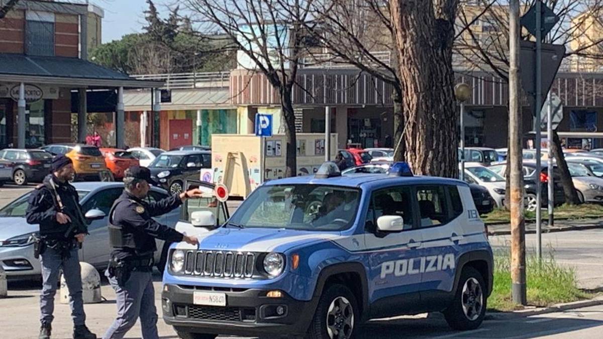 Rimini, l'hotel era la base dello spacciatore: scatta la denuncia