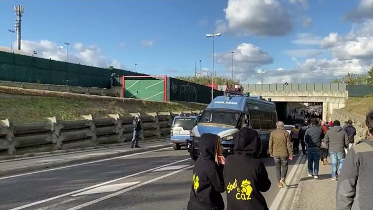 Calcio C, il Cesena supera 2-0 l'Ancona Matelica, le forze dell'ordine gestiscono la tensione del dopo-gara VIDEO