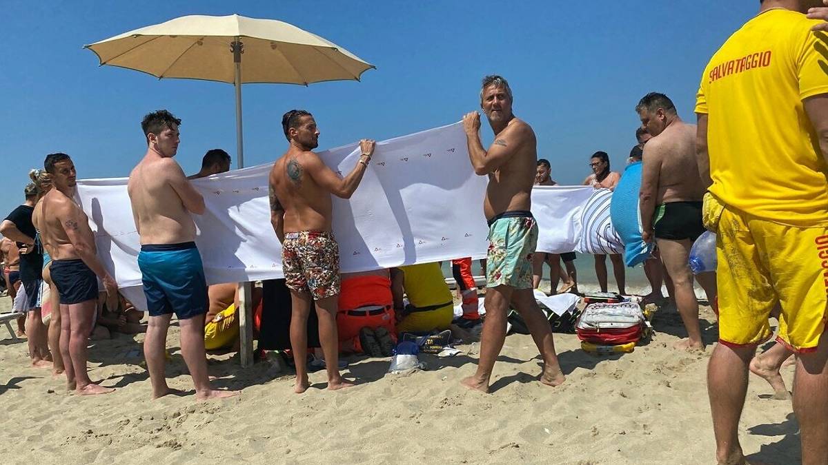 Cesenatico, muore in mare Lucio Briganti, colonna dell'associazione musicale Area Sismica