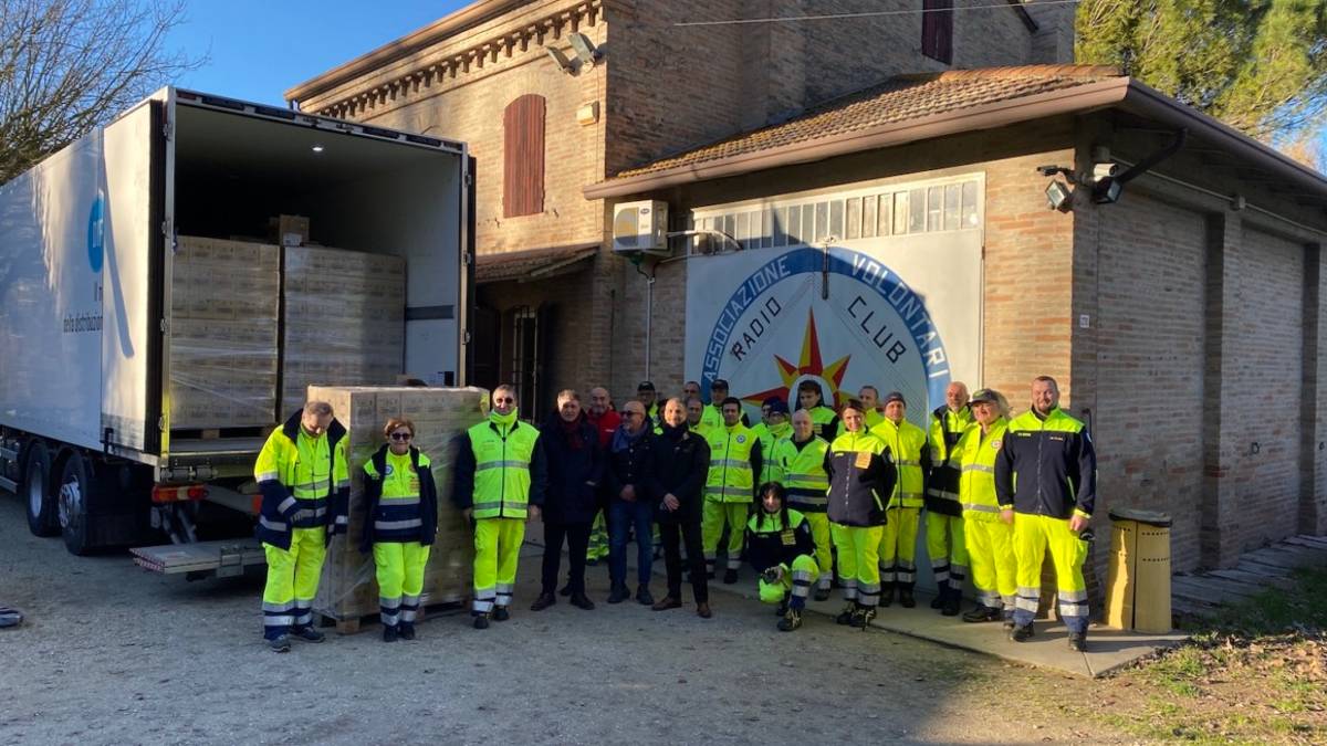 Ravenna, da Deco, Unilever e Torello 100mila euro di prodotti alla Protezione Civile